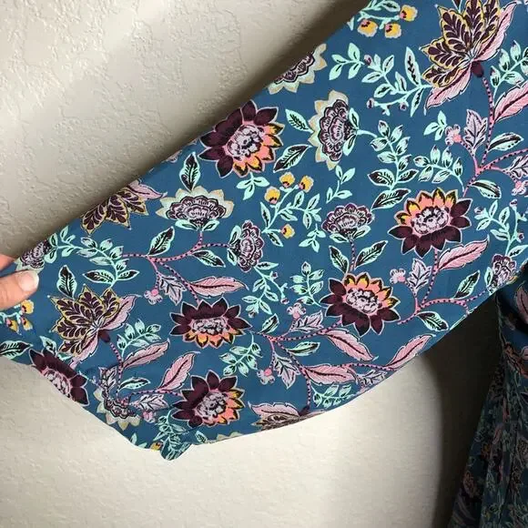 Torrid Midnight floral blue purple wrap front tunic top size 4 or 4X NWT - Picture 8 of 16